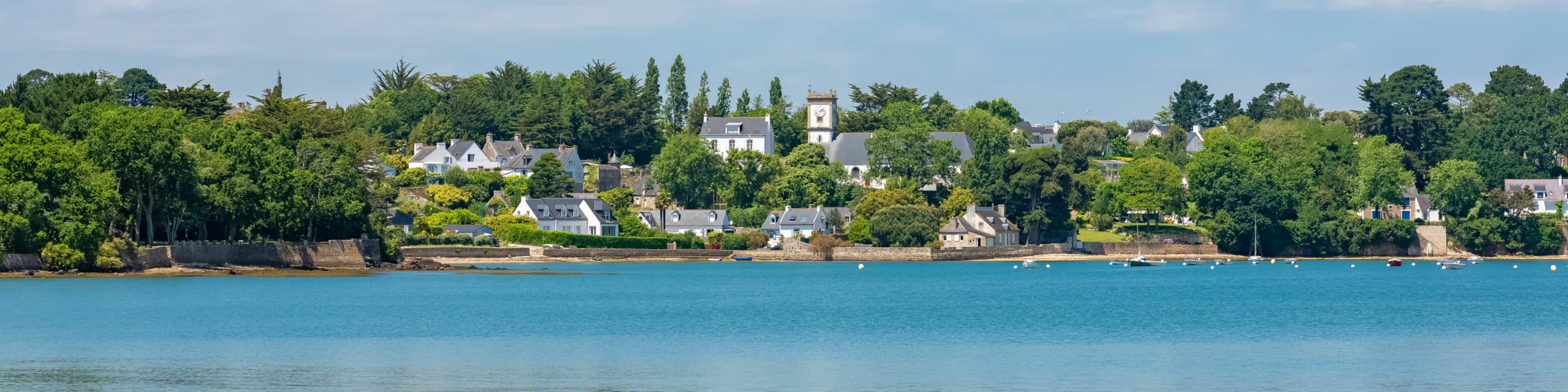 Golf du Morbihan et des maisons traditionnels